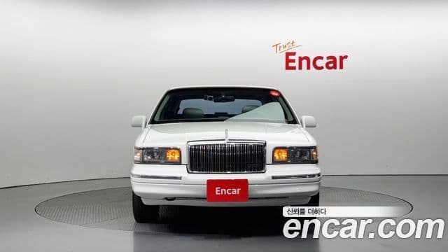 Lincoln 타운카 4.6L V8, 1997 3