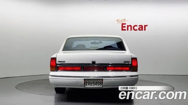 Lincoln 타운카 4.6L V8, 1997 4