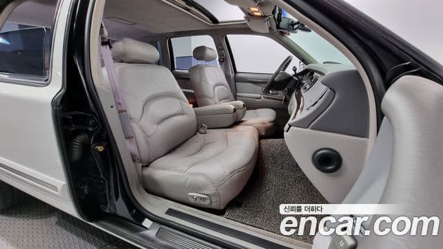 Lincoln 타운카 4.6L V8, 1997 10