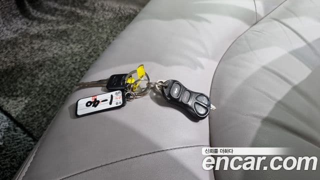 Lincoln 타운카 4.6L V8, 1997 19