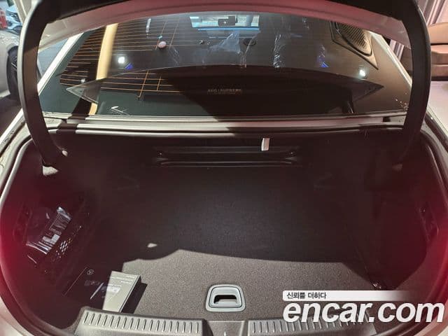 Mercedes-Benz E-класс W214 AMG Line, 2024 17