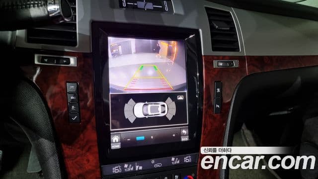 Cadillac Escalade 3세대, 2008 16