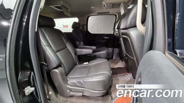 Cadillac Escalade 3세대, 2008 19