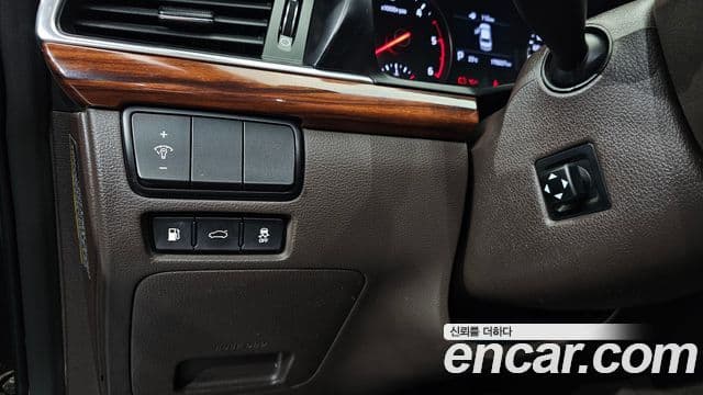 Kia All New K7 Prestige, 2016 17