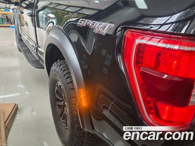 Ford F150 3.5L гибрид, 2021 10