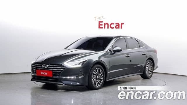 Hyundai Sonata гибрид (DN8) Millennial, 2020 1