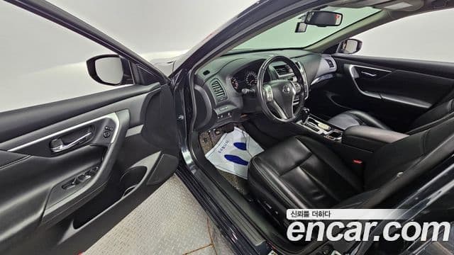 Nissan 알티마 L33, 2017 10