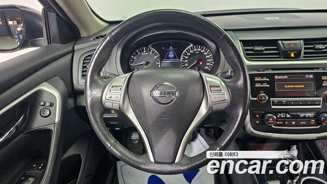 Nissan 알티마 L33, 2017 16