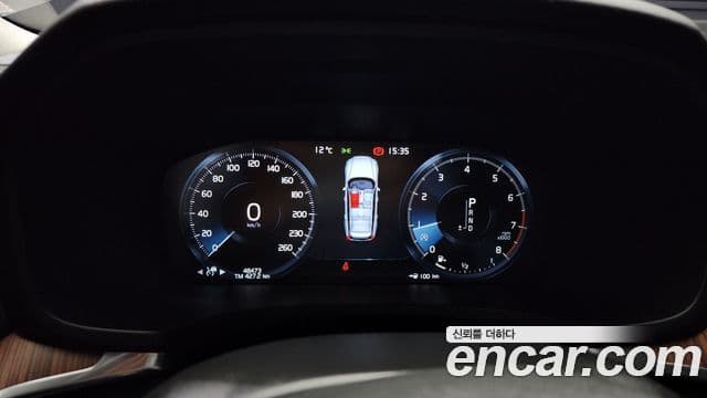 Volvo V60 Cross Country 2세대 T5 AWD, 2019 8