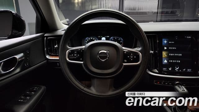 Volvo V60 Cross Country 2세대 T5 AWD, 2019 13