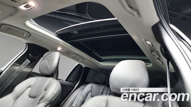 Volvo V60 Cross Country 2세대 T5 AWD, 2019 19