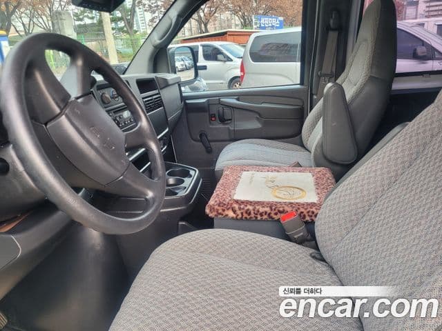Chevrolet 익스프레스밴, 2005 7