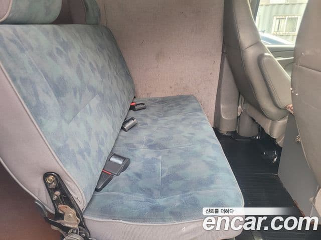 Chevrolet 익스프레스밴, 2005 16