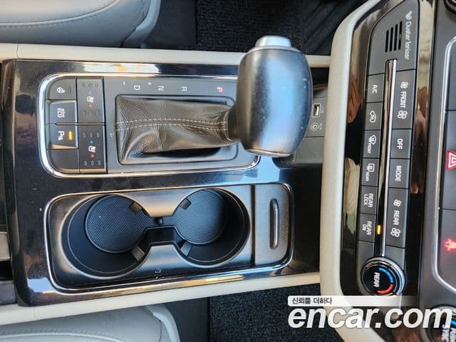 Kia All New Carnival Noblesse, 2017 9