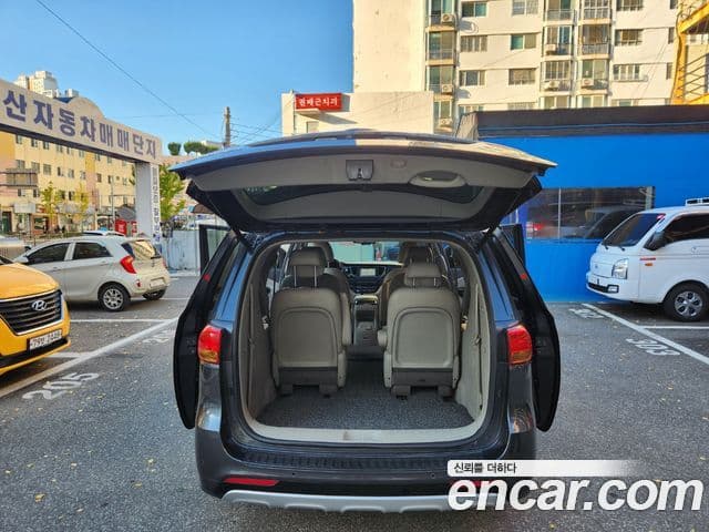 Kia All New Carnival Noblesse, 2017 13