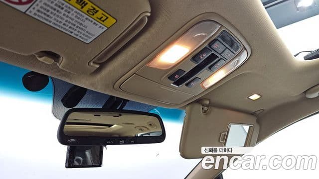 Kia All New Carnival VIP, 2016 17