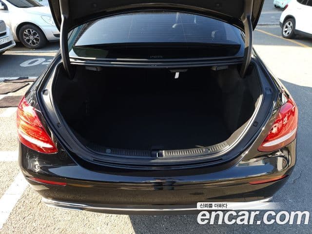 Mercedes-Benz E-класс W213 Exclusive, 2020 20