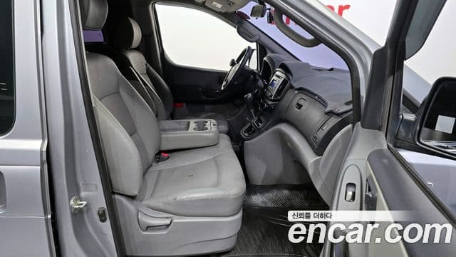 Hyundai Grand Starex Smart, 2017 10