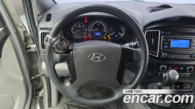 Hyundai Grand Starex Smart, 2017 13