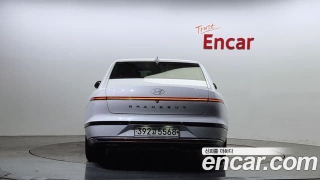 Hyundai Grandeur (GN7) люксовая версия, 2024 4