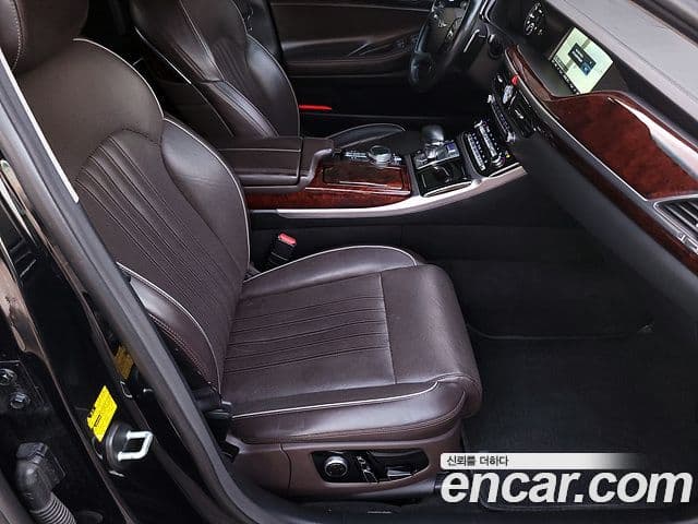 Genesis EQ900 Prestige, 2016 10