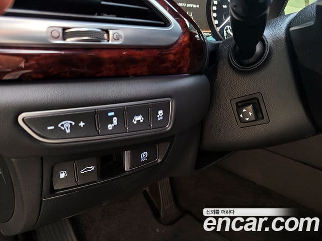 Genesis EQ900 Prestige, 2016 14