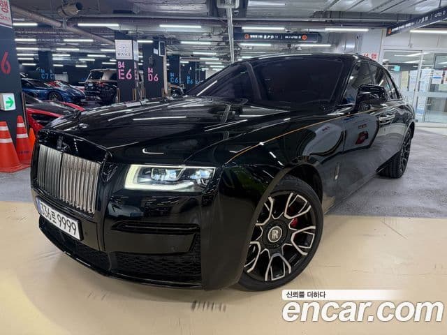 Rolls-Royce 고스트 2세대 6.7 V12 чёрный эмблема, badge, 2022 1