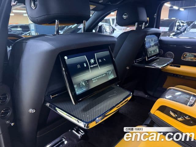 Rolls-Royce 고스트 2세대 6.7 V12 чёрный эмблема, badge, 2022 18