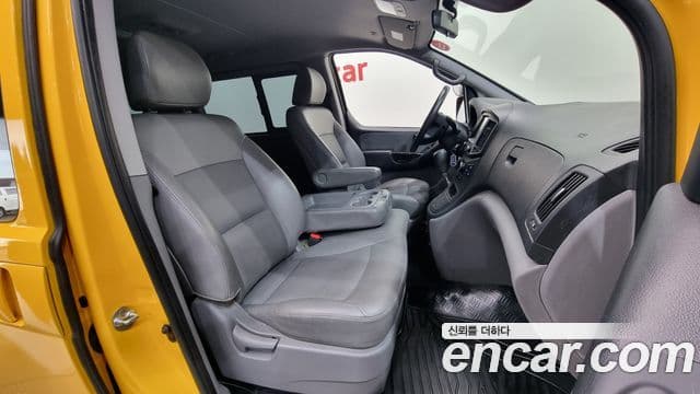 Hyundai Grand Starex Smart, 2017 10
