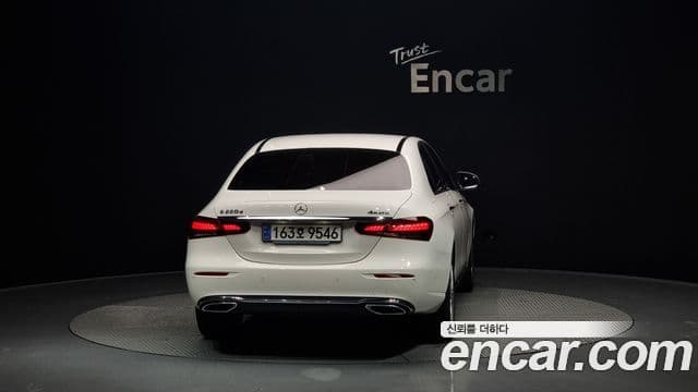 Mercedes-Benz E-класс W213 Exclusive, 2023 4