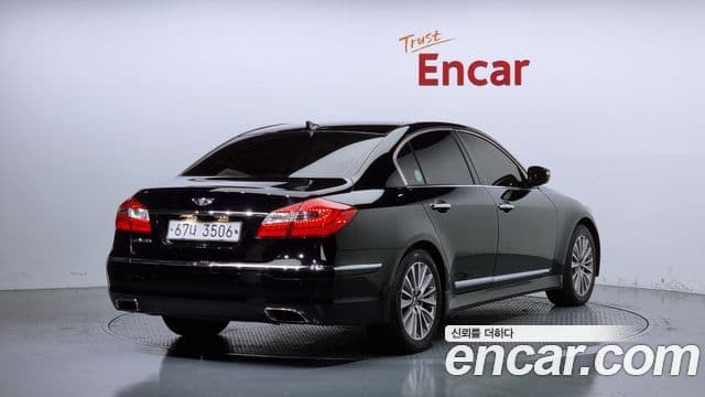 Hyundai Genesis Special, 2013 2