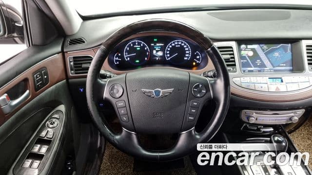 Hyundai Genesis Special, 2013 13