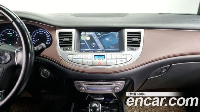 Hyundai Genesis Special, 2013 15