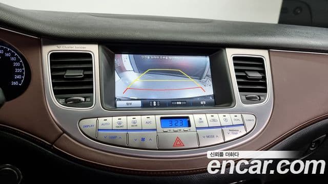 Hyundai Genesis Special, 2013 16