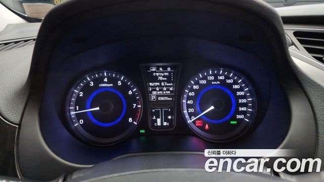 Hyundai Grandeur HG Modern, 2015 8