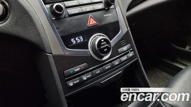 Hyundai Grandeur HG Modern, 2015 16