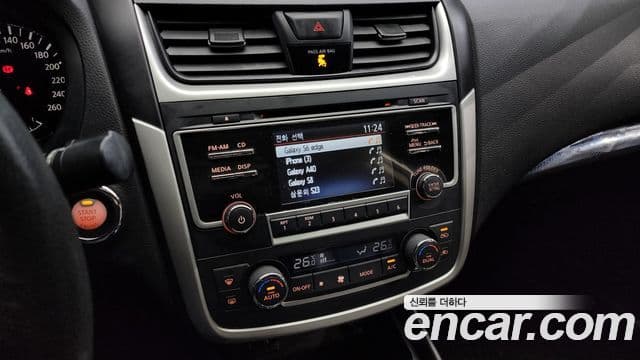 Nissan 알티마 L33, 2017 15