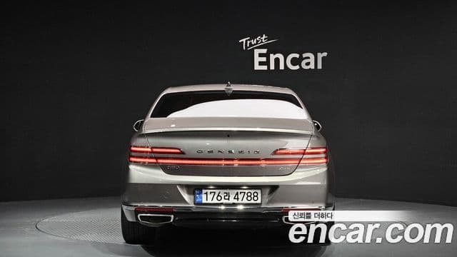 Genesis G90 Premium Luxury, 2021 4