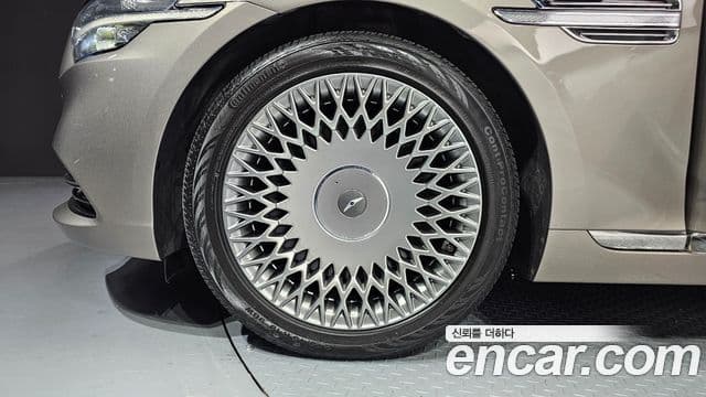 Genesis G90 Premium Luxury, 2021 все фото