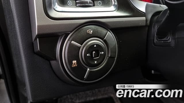 KG모빌리티(SsangYong) Korando Sport Club, 2016 19