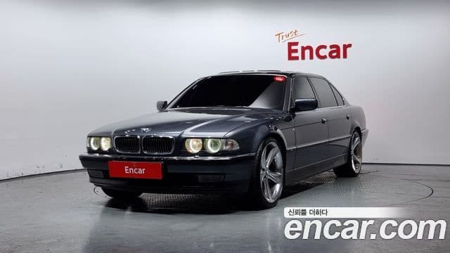 BMW 7시리즈 E38, 2001 1