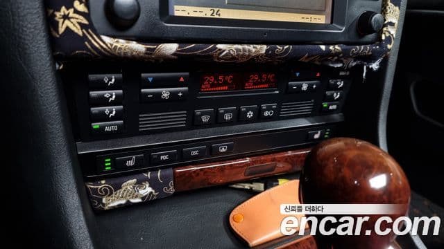 BMW 7시리즈 E38, 2001 16