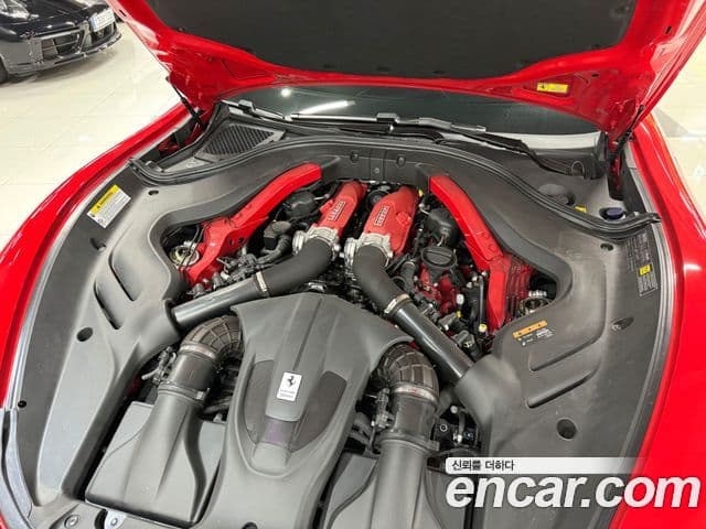 Ferrari 로마, 2022 все фото