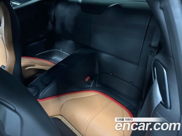 Ferrari 로마, 2022 13