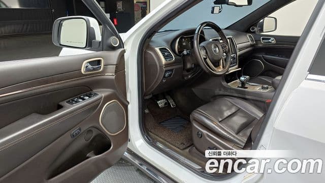 Jeep Grand Cherokee WK2, 2014 11