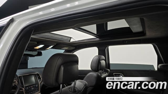 Jeep Grand Cherokee WK2, 2014 17