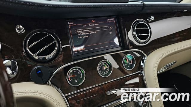 Bentley 뮬산, 2013 15