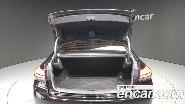 Genesis G80 Luxury, 2019 20