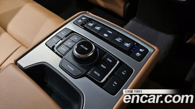 Genesis G80 Premium Luxury, 2018 18
