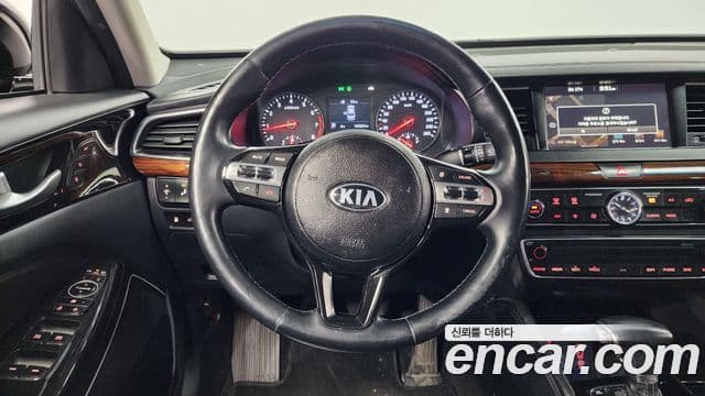 Kia All New K7 Noblesse, 2016 13